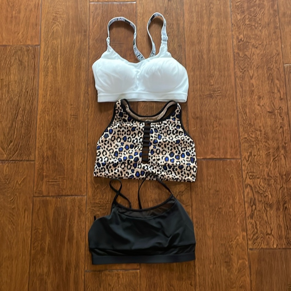 EUC VS Sport bras